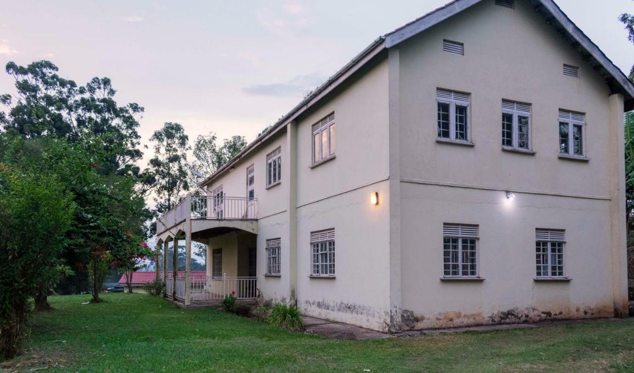 Sunrise Apartments Hotel Fort Portal Exterior foto